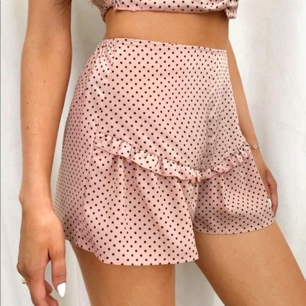 NWT PASTEL PINK & POLKA DOT RUFFLE TRIM SHORTS (S & M)